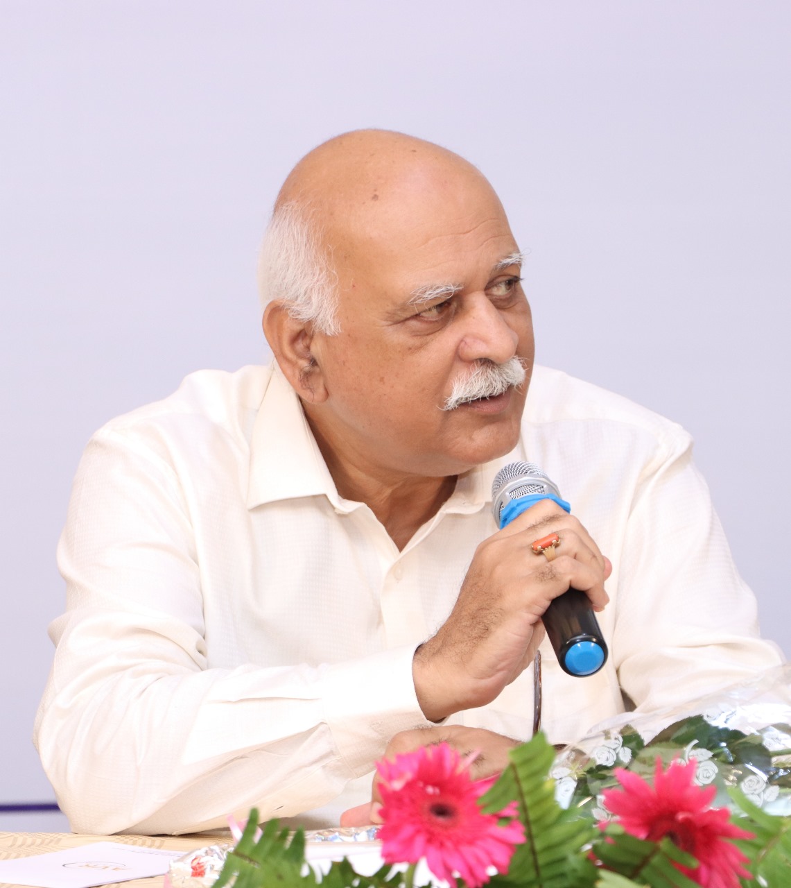 Dr. Manoj Kumar